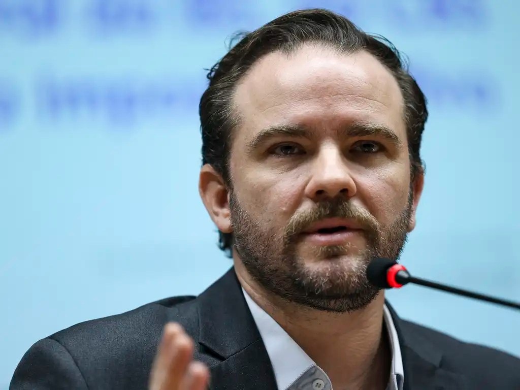 Durigan afirmou que governo federal não gastará para salvar BRB, diz deputada do PT