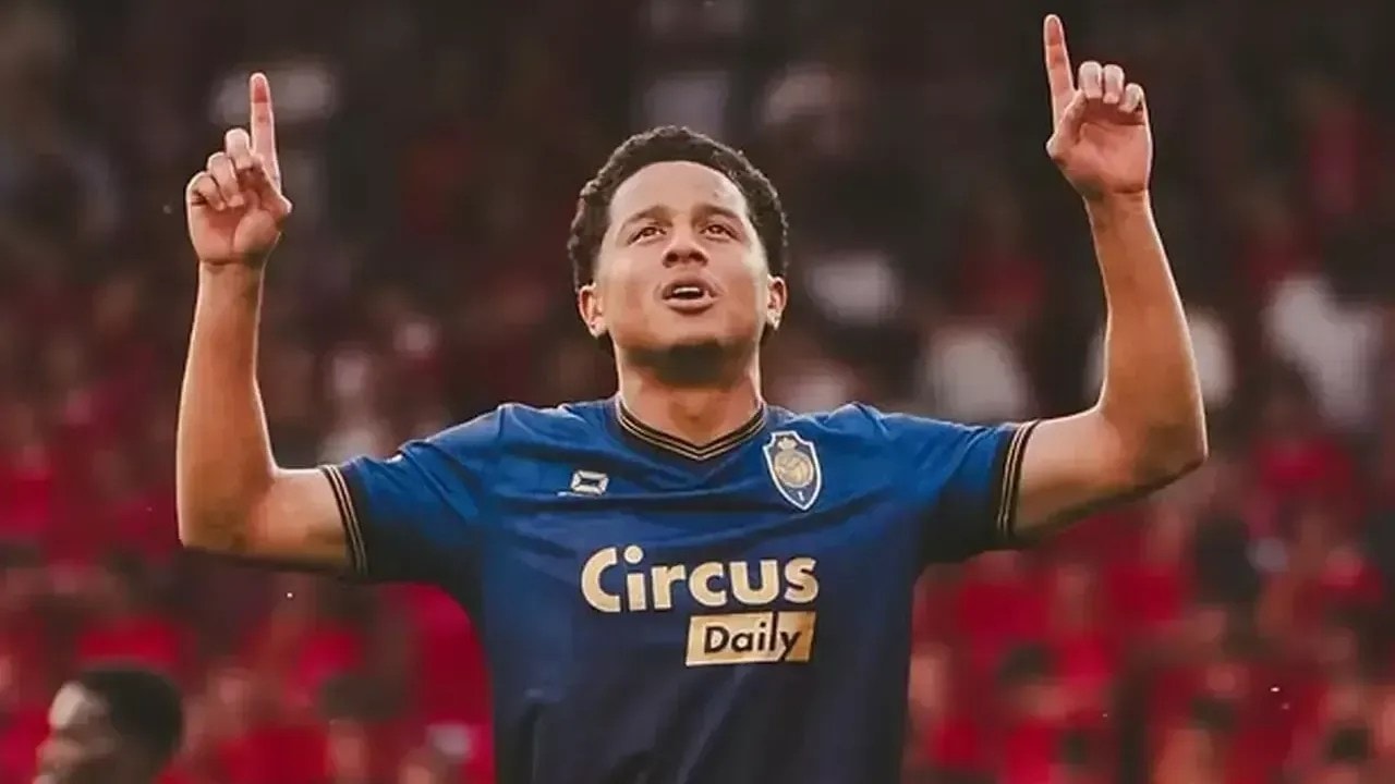 Flamengo anuncia contratação do atacante Anthony Valencia