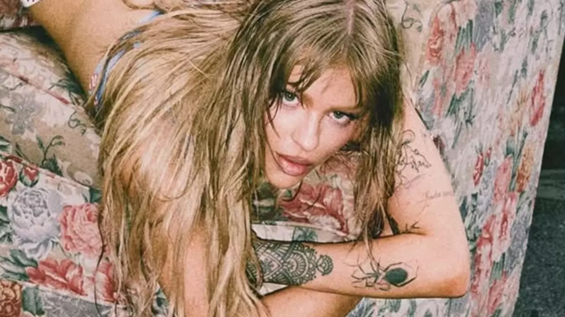 Veja como foi a estreia de Luiza Sonza no Coachella