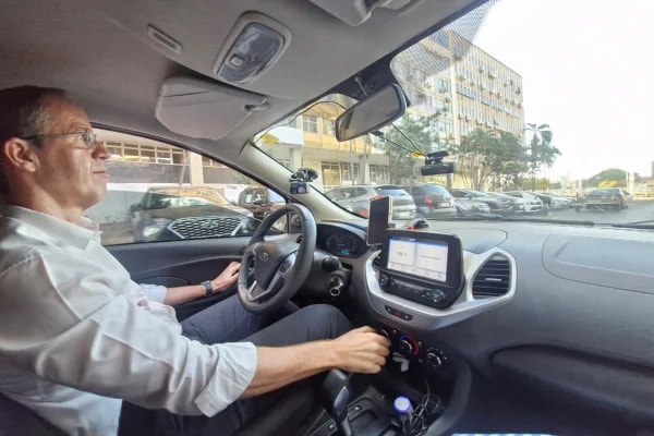 Cappelli diz que, se eleito, criará app para concorrer com aplicativos de transporte