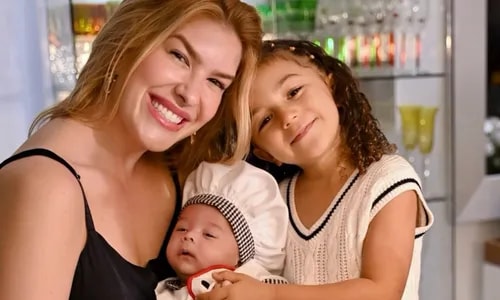 Lore Improta comemora 2º mês de Levi e web reage: 'A cópia de Liz'