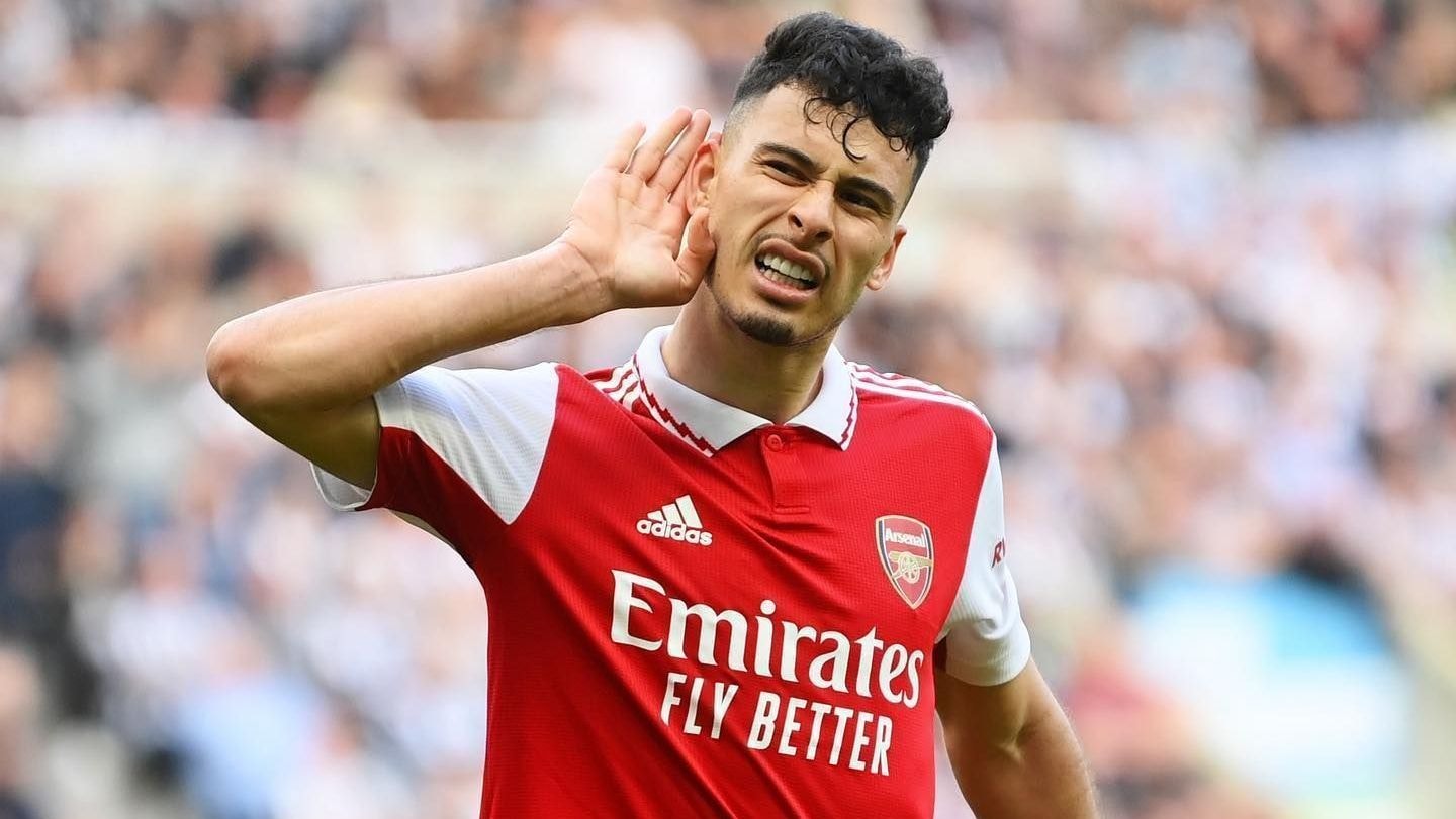 “Senti pena”, diz Gullit sobre Marcos Leonardo no Ajax