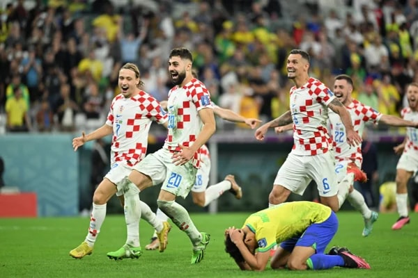 Brasil x Japão: Seleção tem retrospecto positivo em pênaltis na Copa