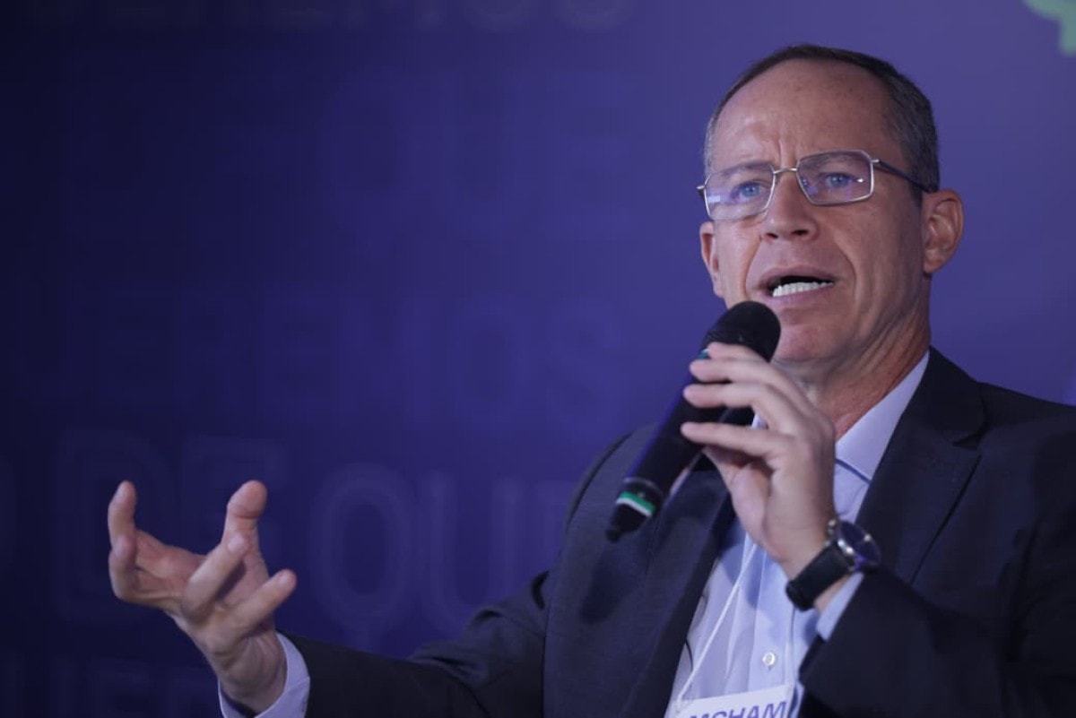 Cappelli promete programa para valorizar professores na rede pública