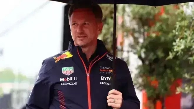 Bearman, da Haas, se emociona ao pilotar Lotus histórica de Ayrton Senna