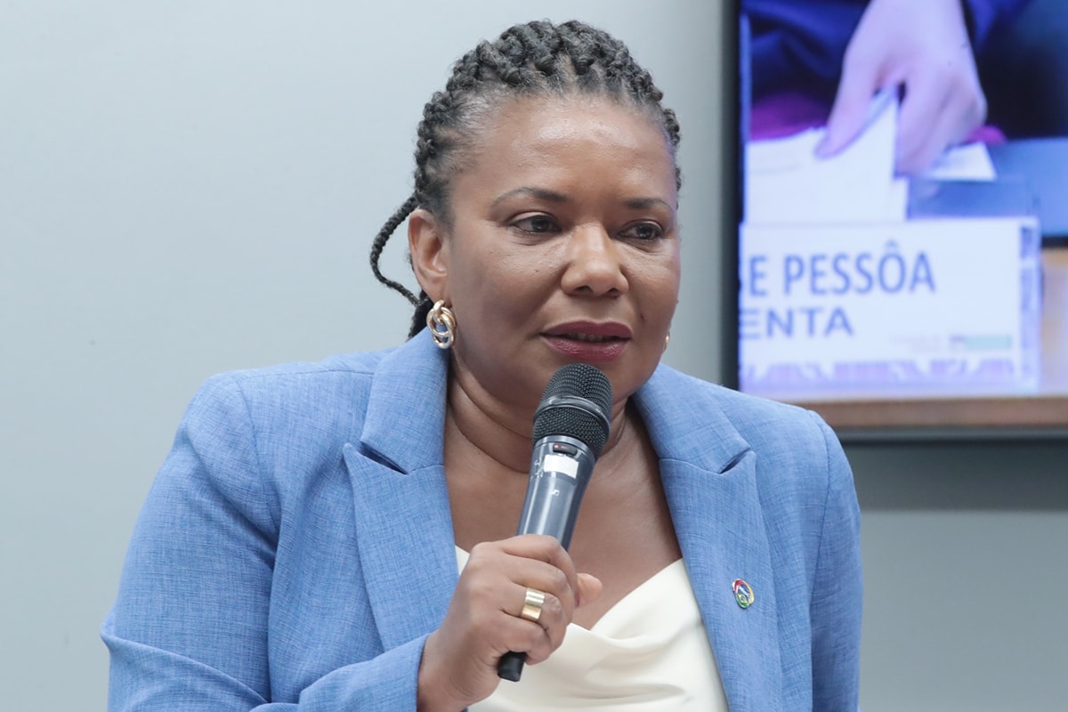 Margareth Menezes diz que Tela Brasil dispensa “produtora de mentira”. Veja vídeo