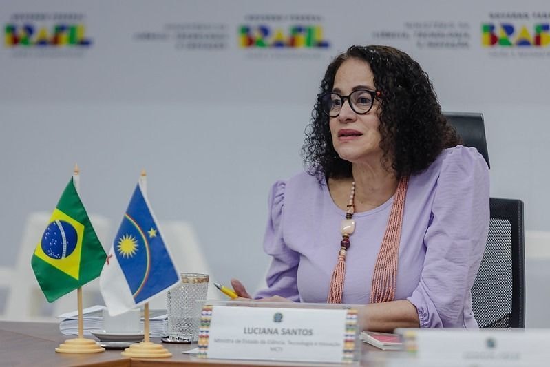 Camila Fremder sobre hormônios: “Sem útero, é abstrato entender a TPM”