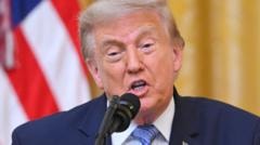 Trump fala em 'vulnerabilidades chocantes' do sistem eleitoral às vésperas das eleições de meio de mandato dos EUA
