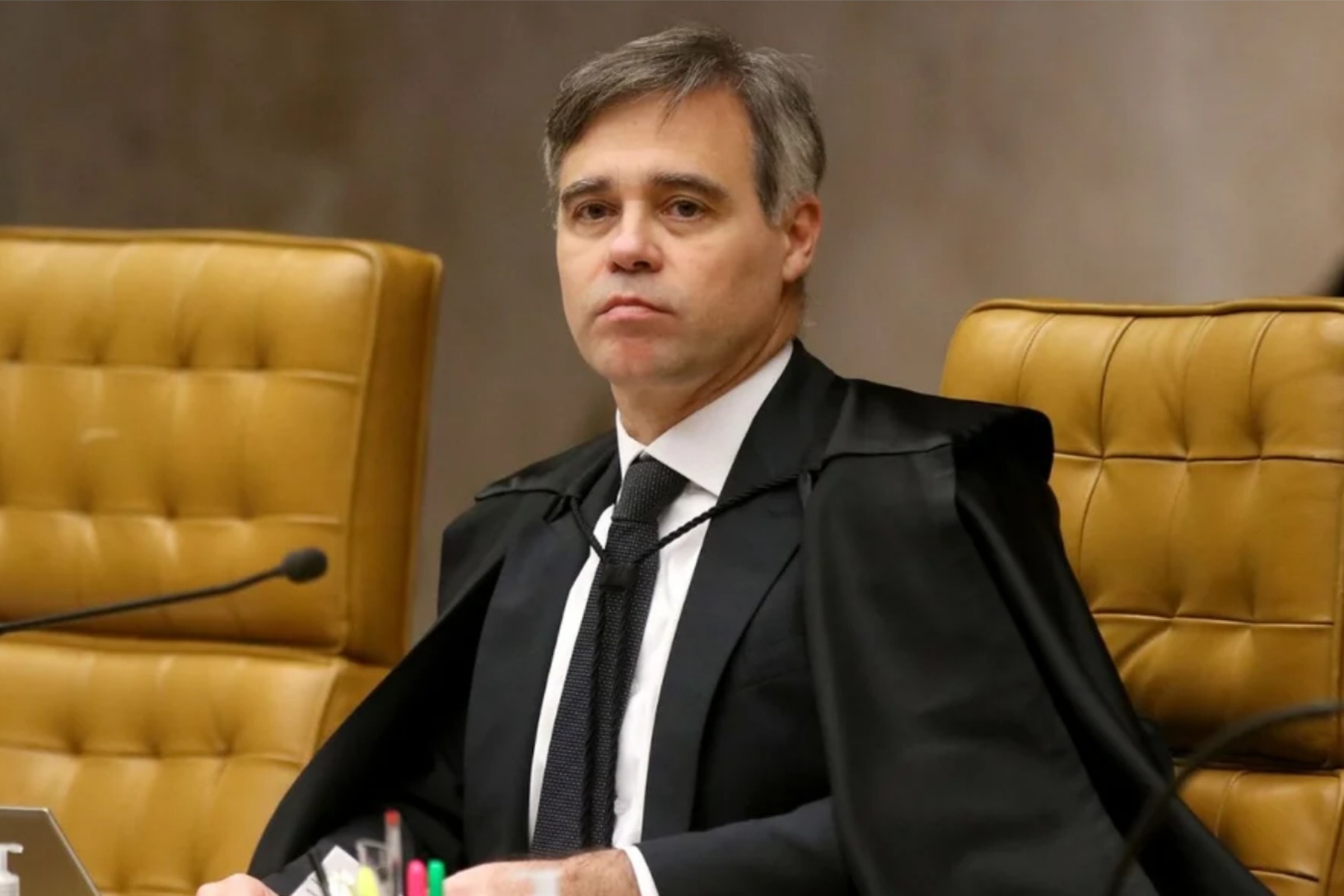 O que embasou decisão de Mendonça para prisão de Henrique Vorcaro