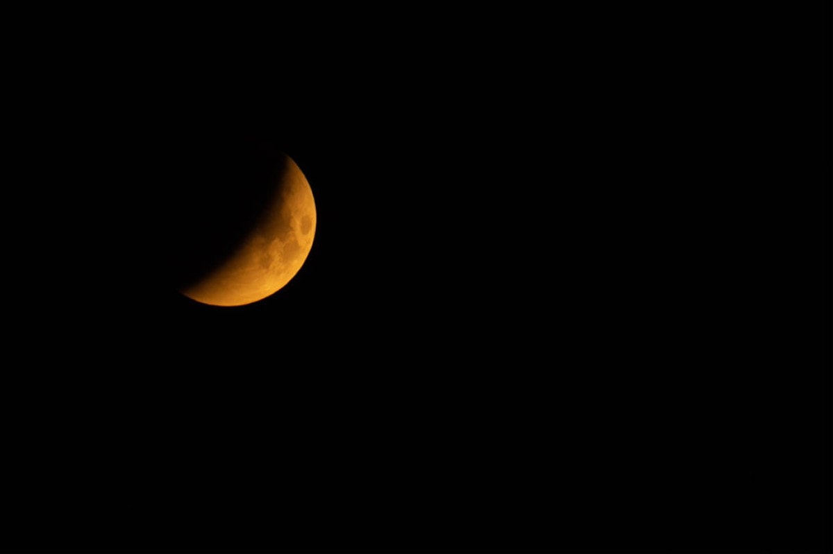 Eclipse lunar: saiba como assistir online fenômeno visível no Brasil