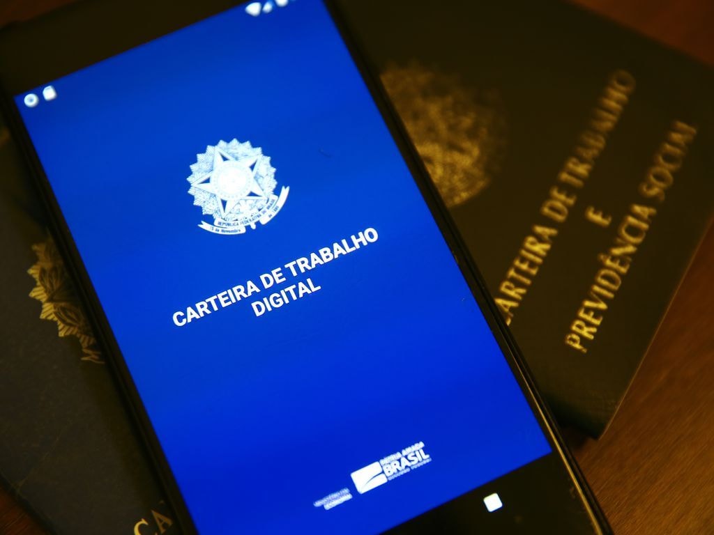 Presidente da Riachuelo: Estado gigante ameaça competitividade do varejo