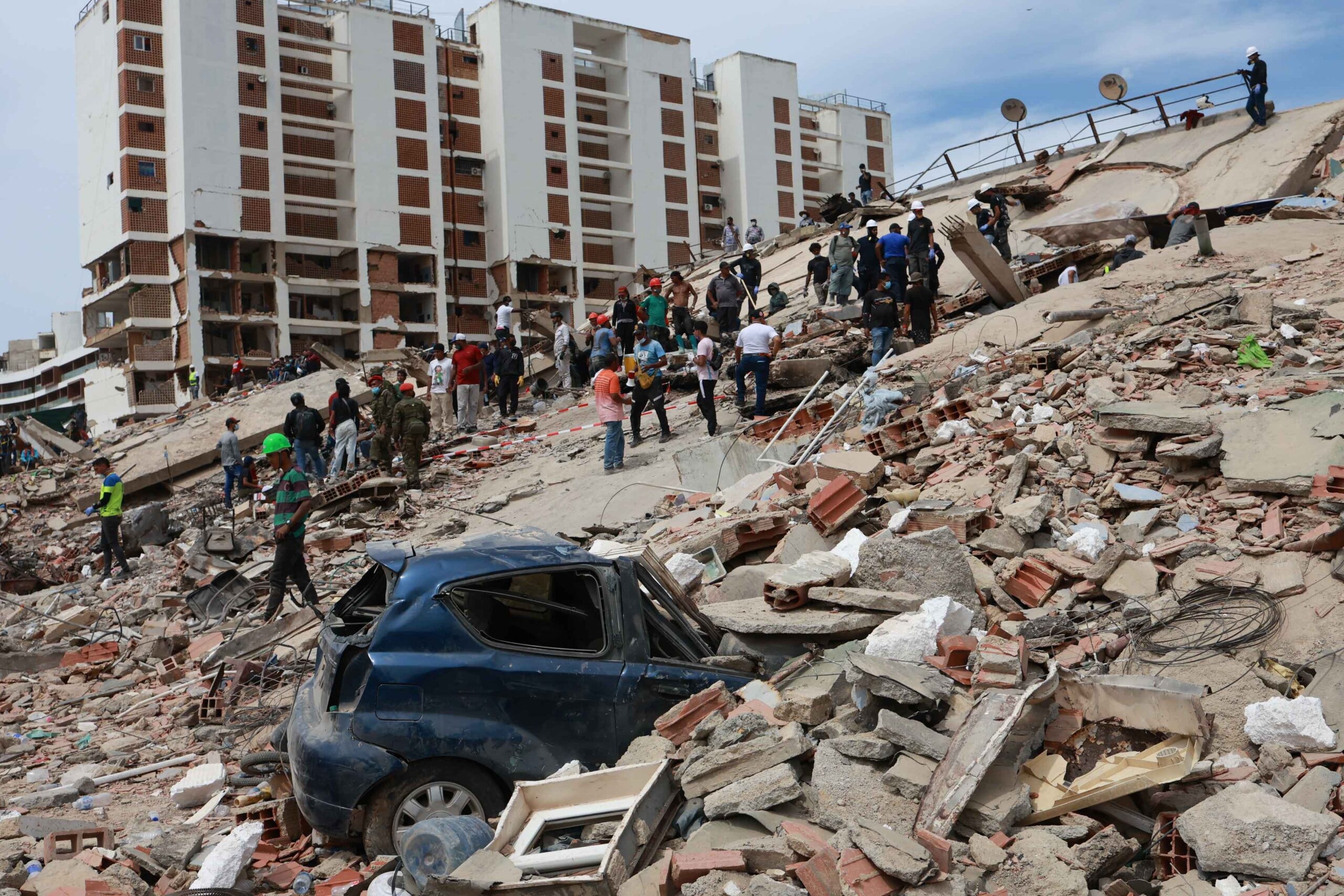 Mais de 6 mil pessoas foram resgatadas após terremotos na Venezuela