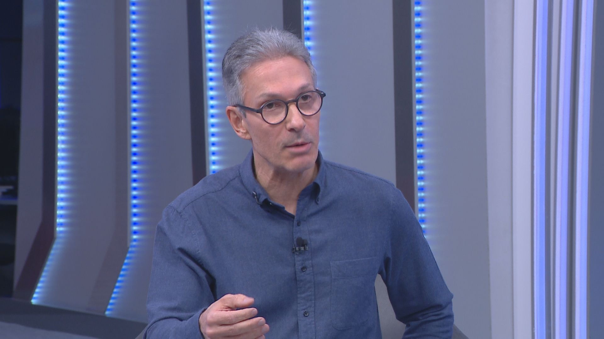Zema diz à CNN que trabalhadores de app devem ser formalizados por MEI