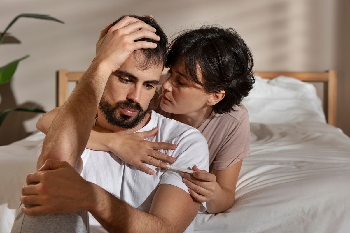 Como o "fenômeno da observação" atrapalha o sexo e dificulta orgasmos