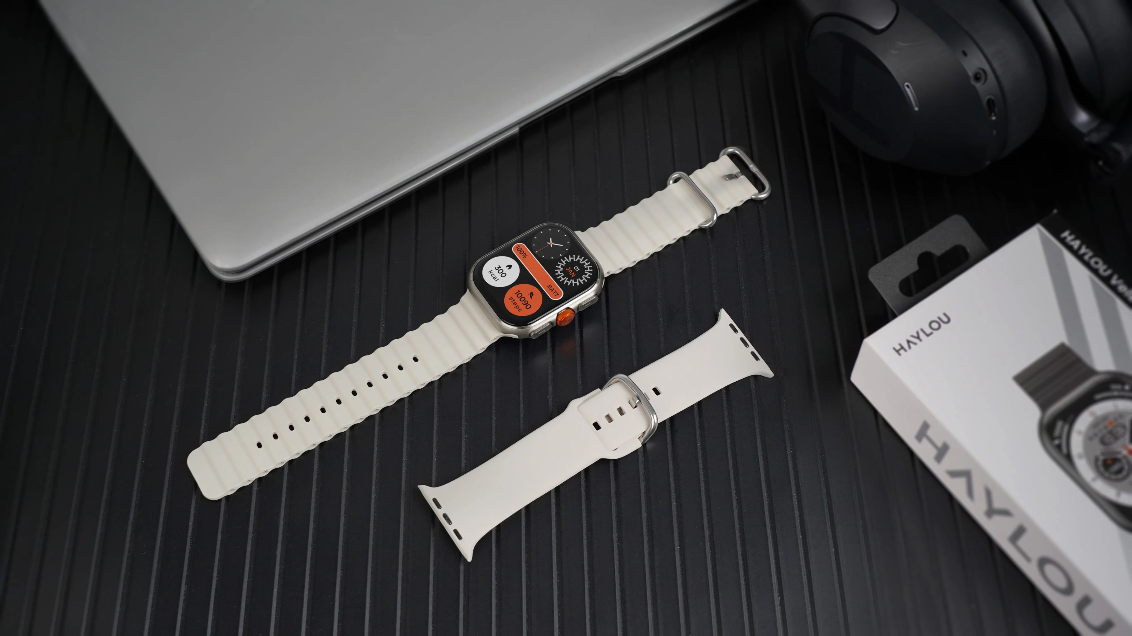 Haylou lança seu "Apple Watch Ultra" por menos de R$ 250