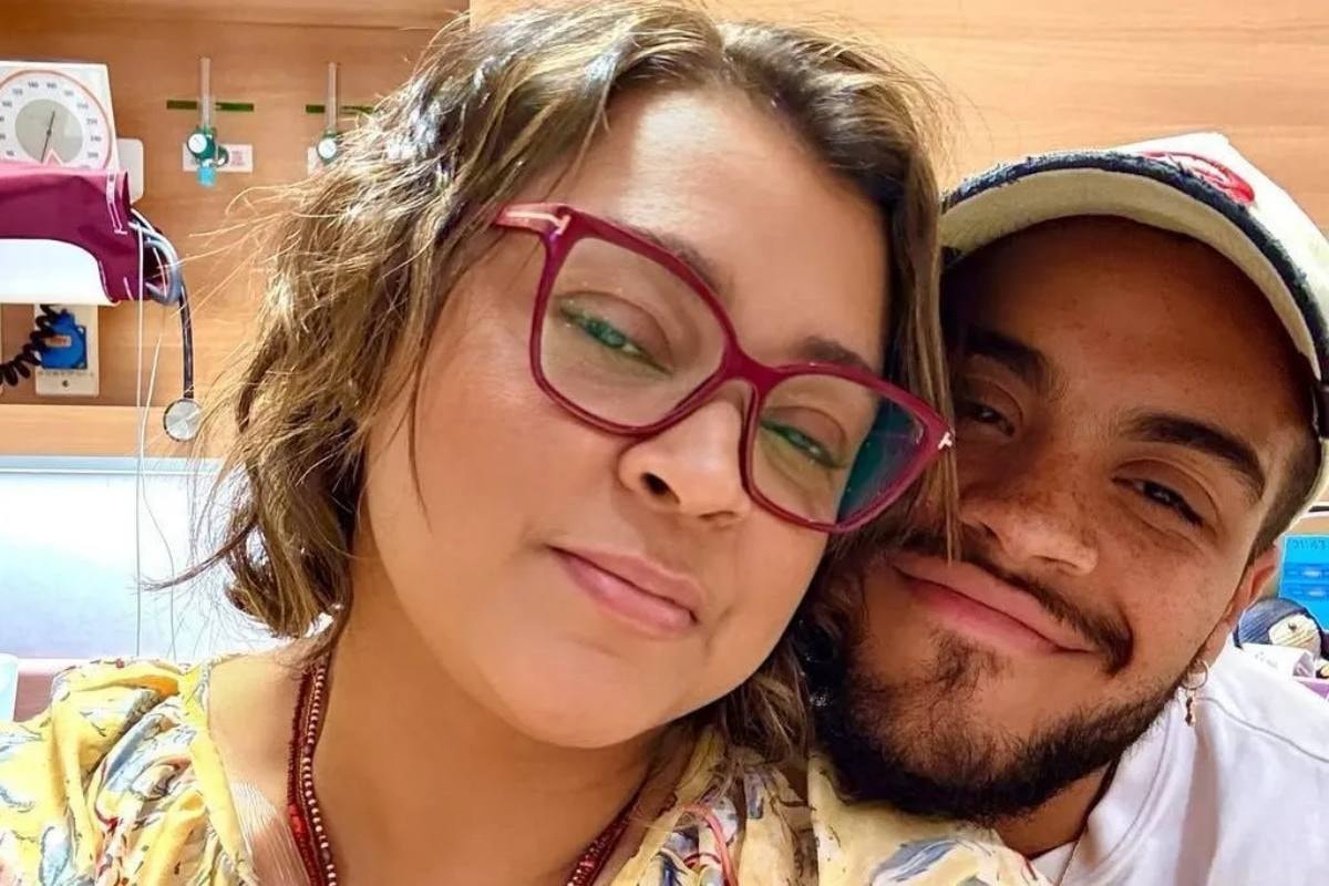 Francisco Gil homenageia Preta Gil um ano após morte da cantora