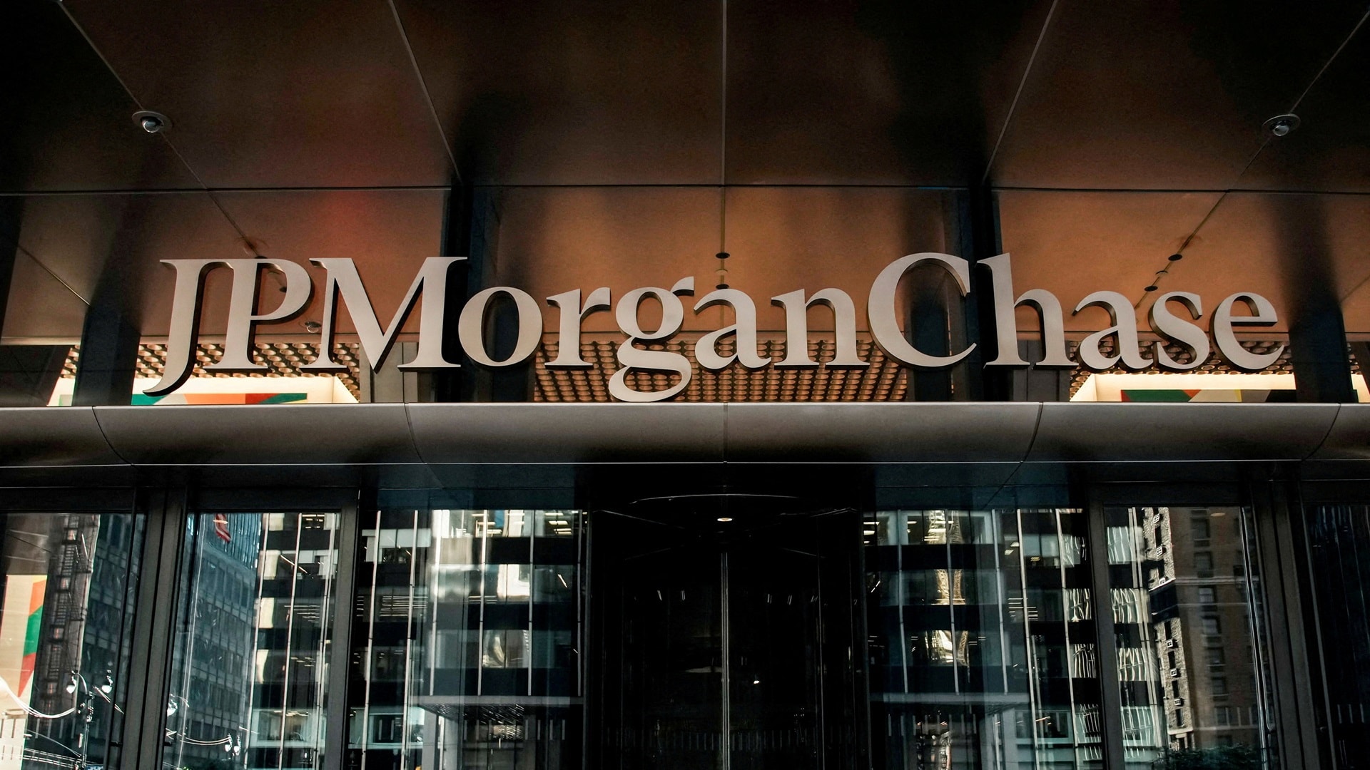 JPMorgan supera projeções no 2T, mas Jamie Dimon alerta para geopolítica e inflação