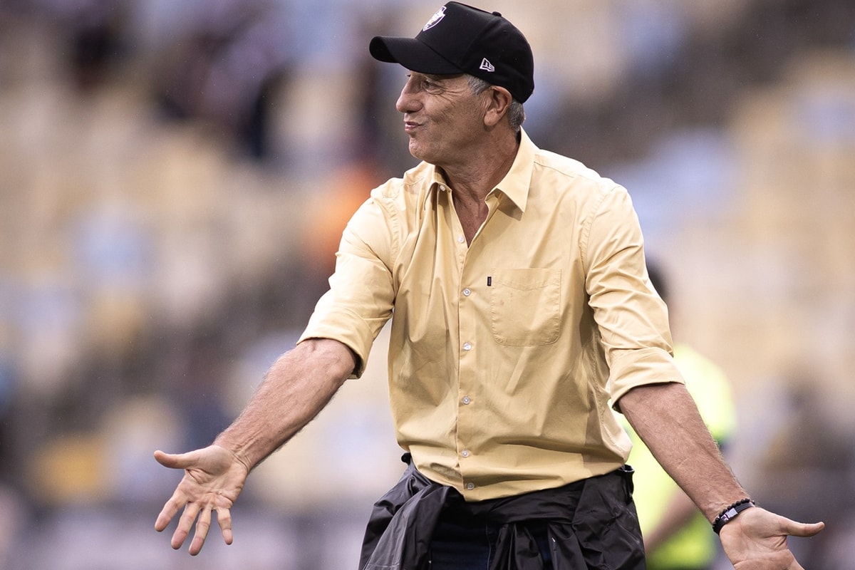 Vasco: Renato Gaúcho reclama de postura do time e fala sobre expulsão