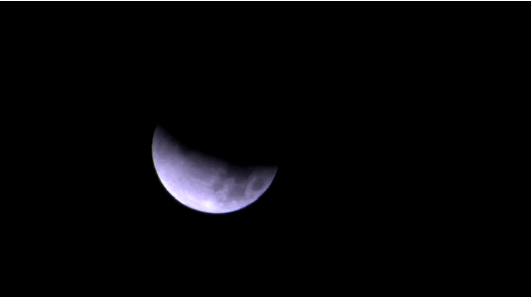 Não durma cedo: Hoje é dia de virar a madrugada para observar um raro eclipse lunar no Brasil que deixará a Lua vermelha