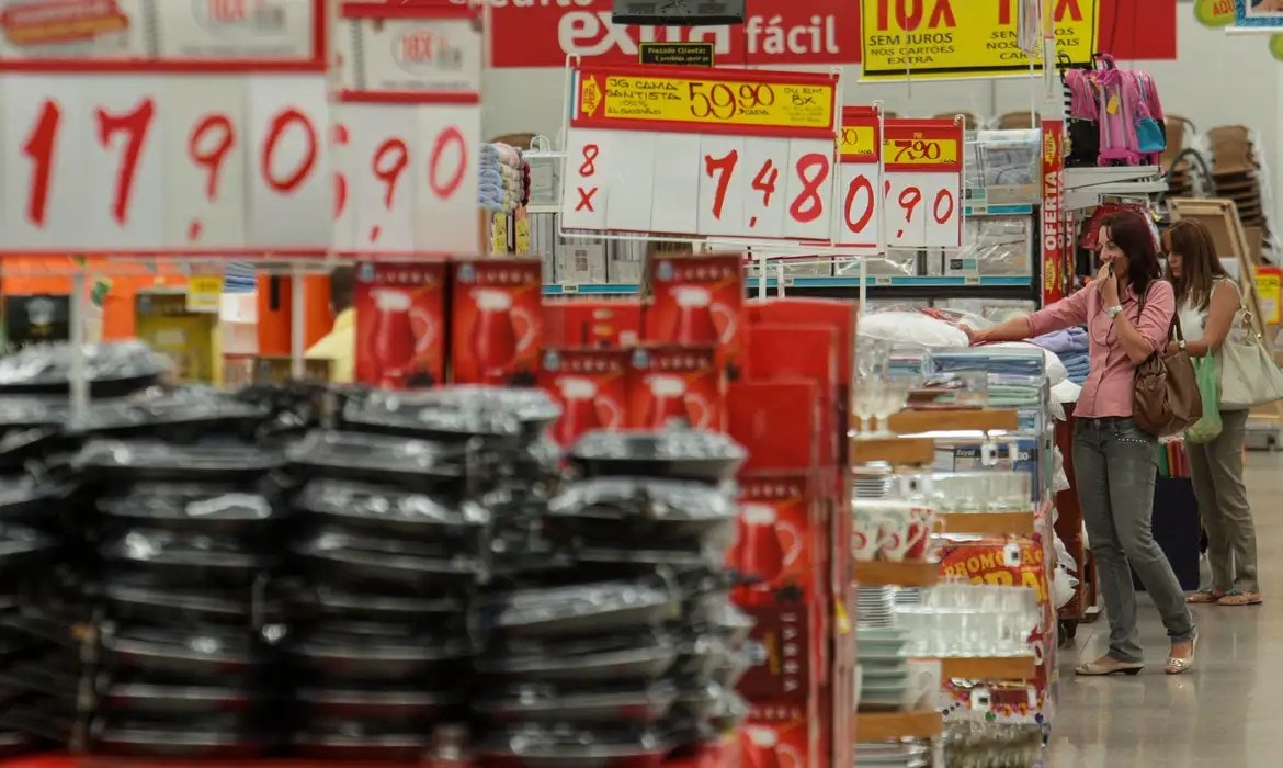 Tesouro Direto: taxas sobem com IPCA mais forte e novo alerta do BC