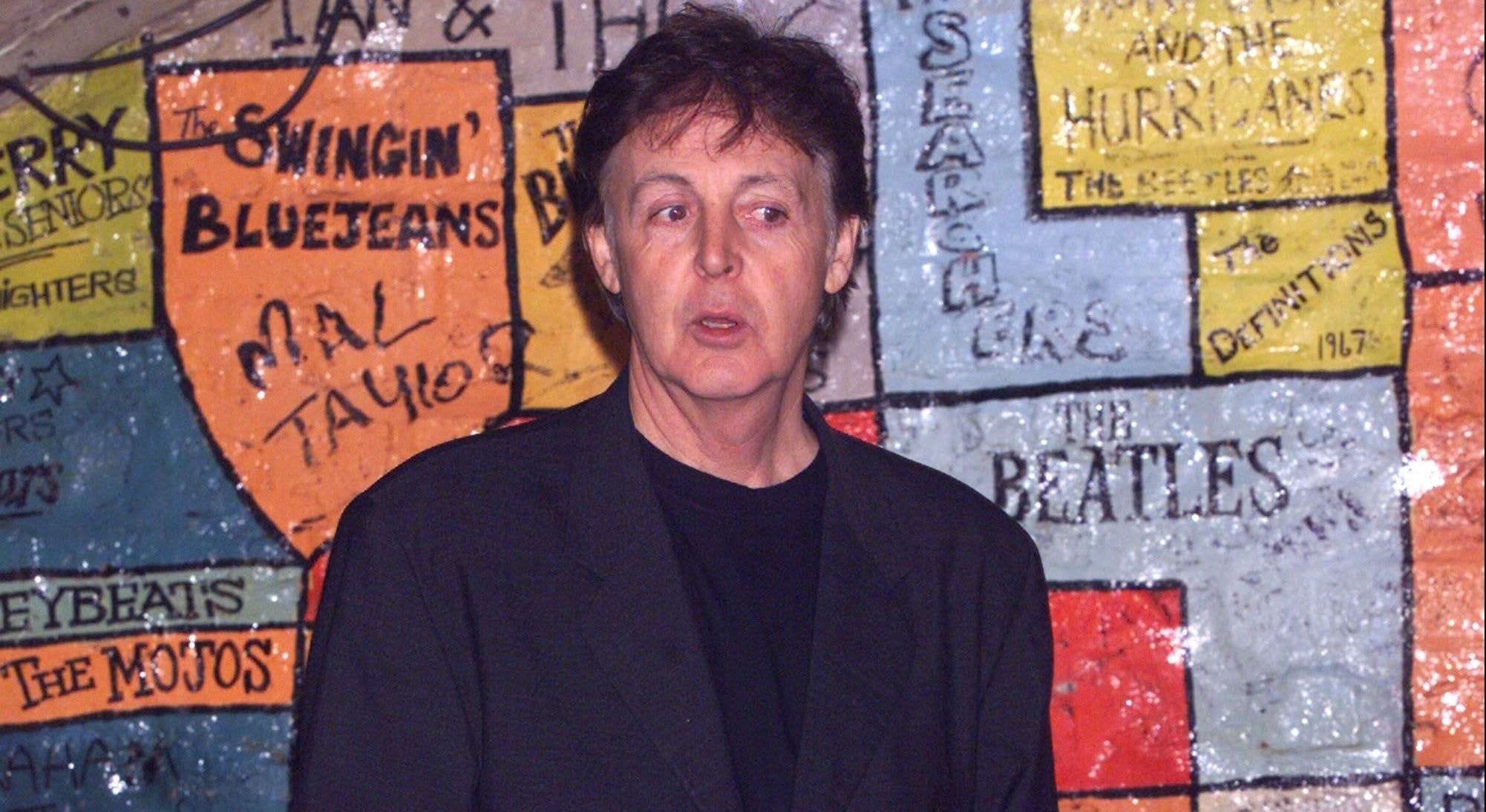 Paul McCartney proíbe celulares em shows e revela motivo: “Não assistem”