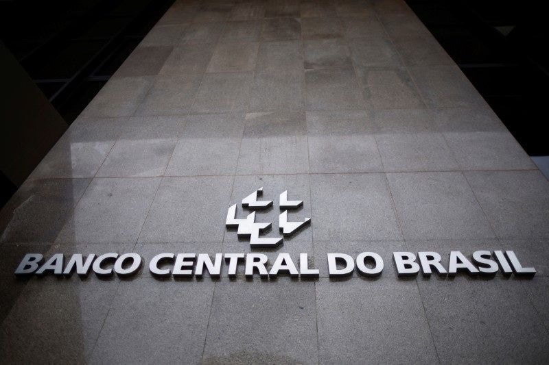 Governo reduz previsão do PIB para 2% em 2026, com pressão dos juros