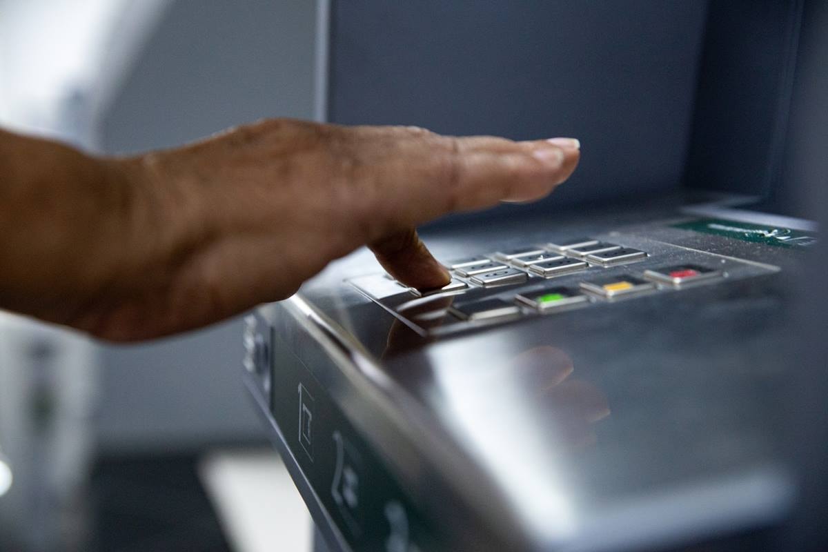 Bancários da Caixa e do BB rejeitam acordo e confirmam greve em MG