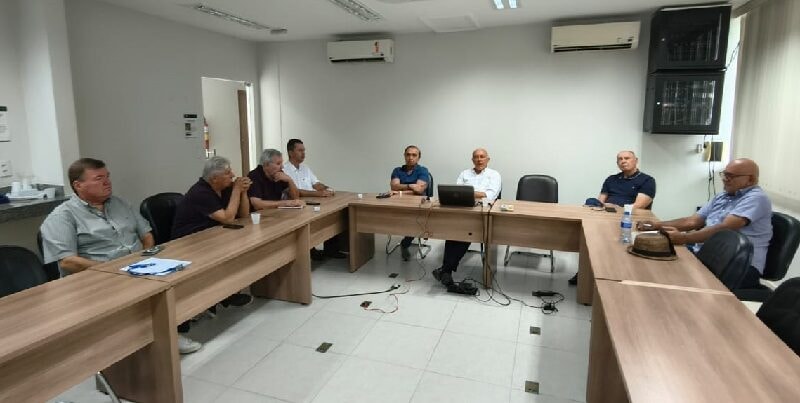 Embrapa apresenta pesquisa sobre pau-rosa a empresários amazonenses