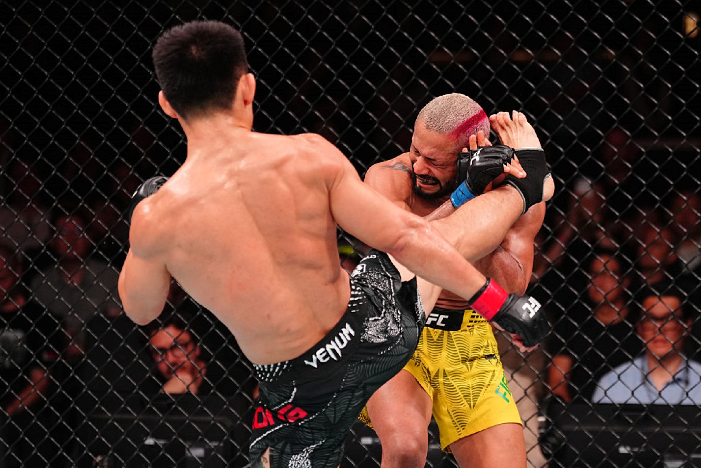 UFC Macau: Song finaliza Figueiredo; Xicão leva nocaute brutal