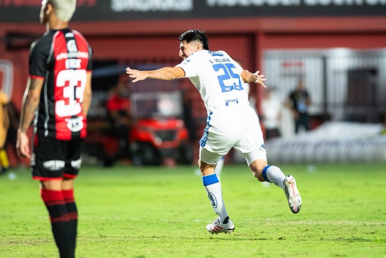 “Clube não está organizado”: dispara Gustavo Henrique após derrota