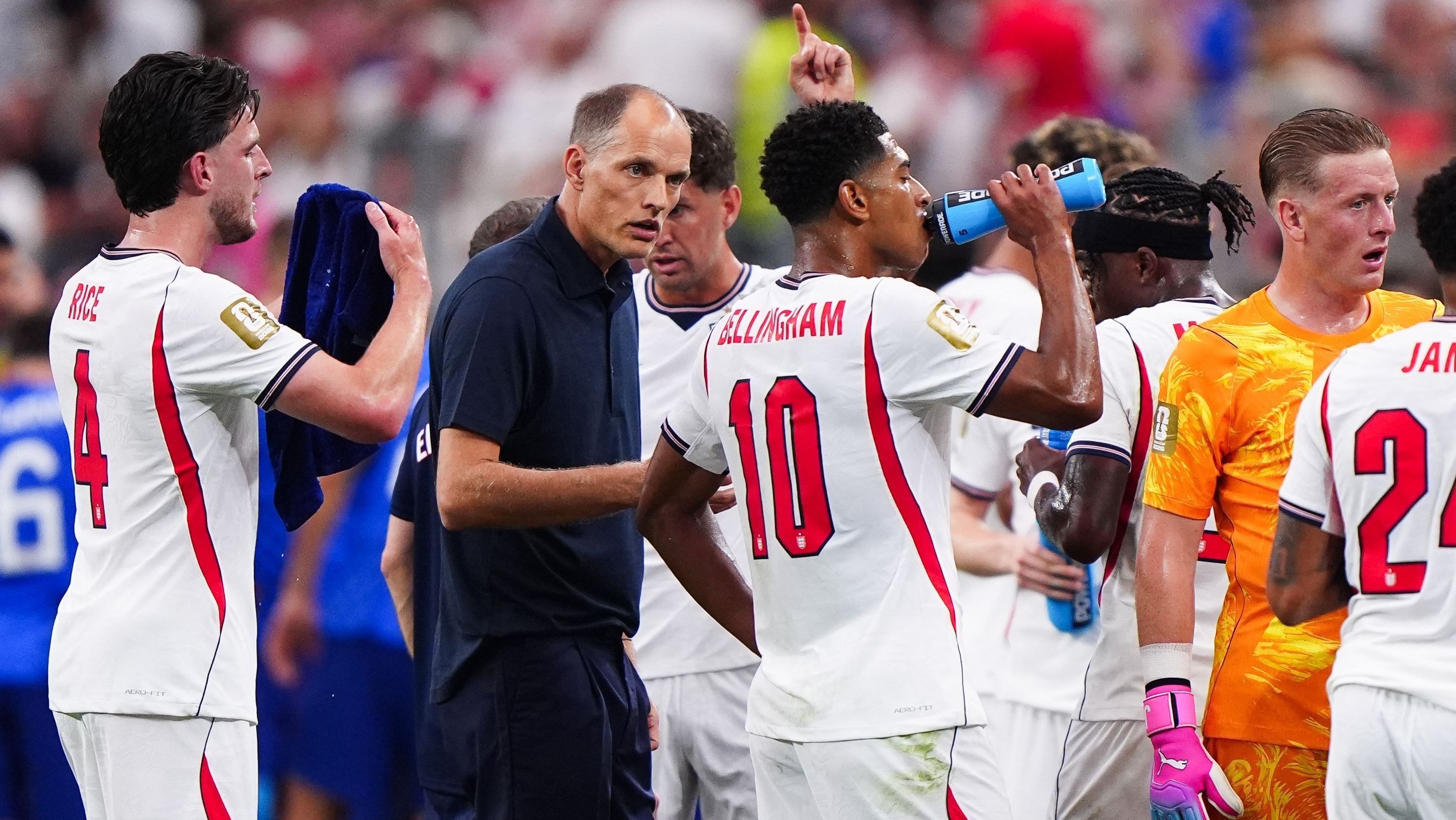 Bellingham define classificação da Inglaterra na Copa como “inacreditável”