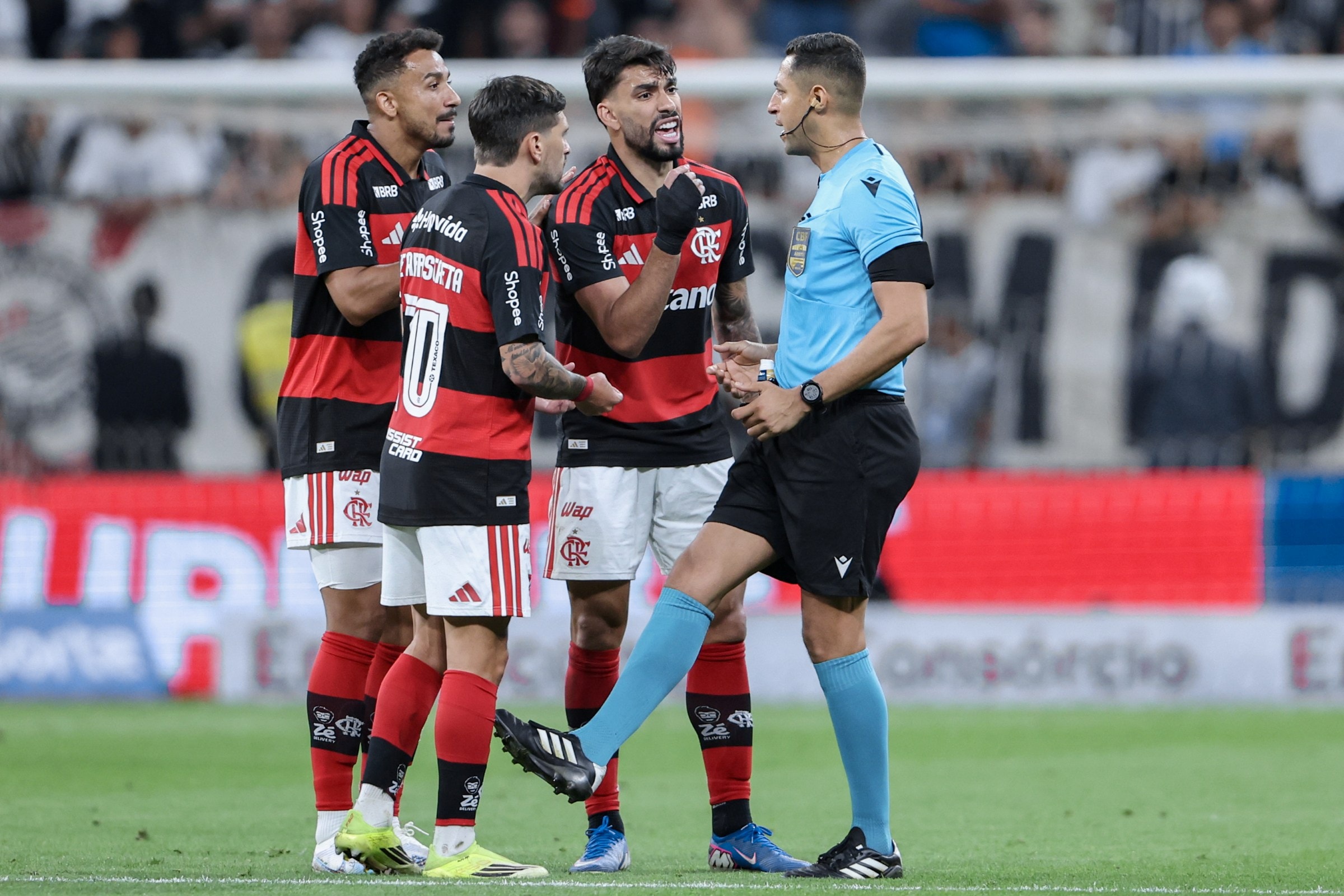 CBF se manifesta sobre pedido do Flamengo para adiar 18ª rodada