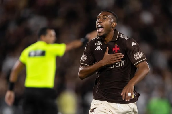 Titular do Brasil na Copa do Mundo, Rayan é alvo do Liverpool