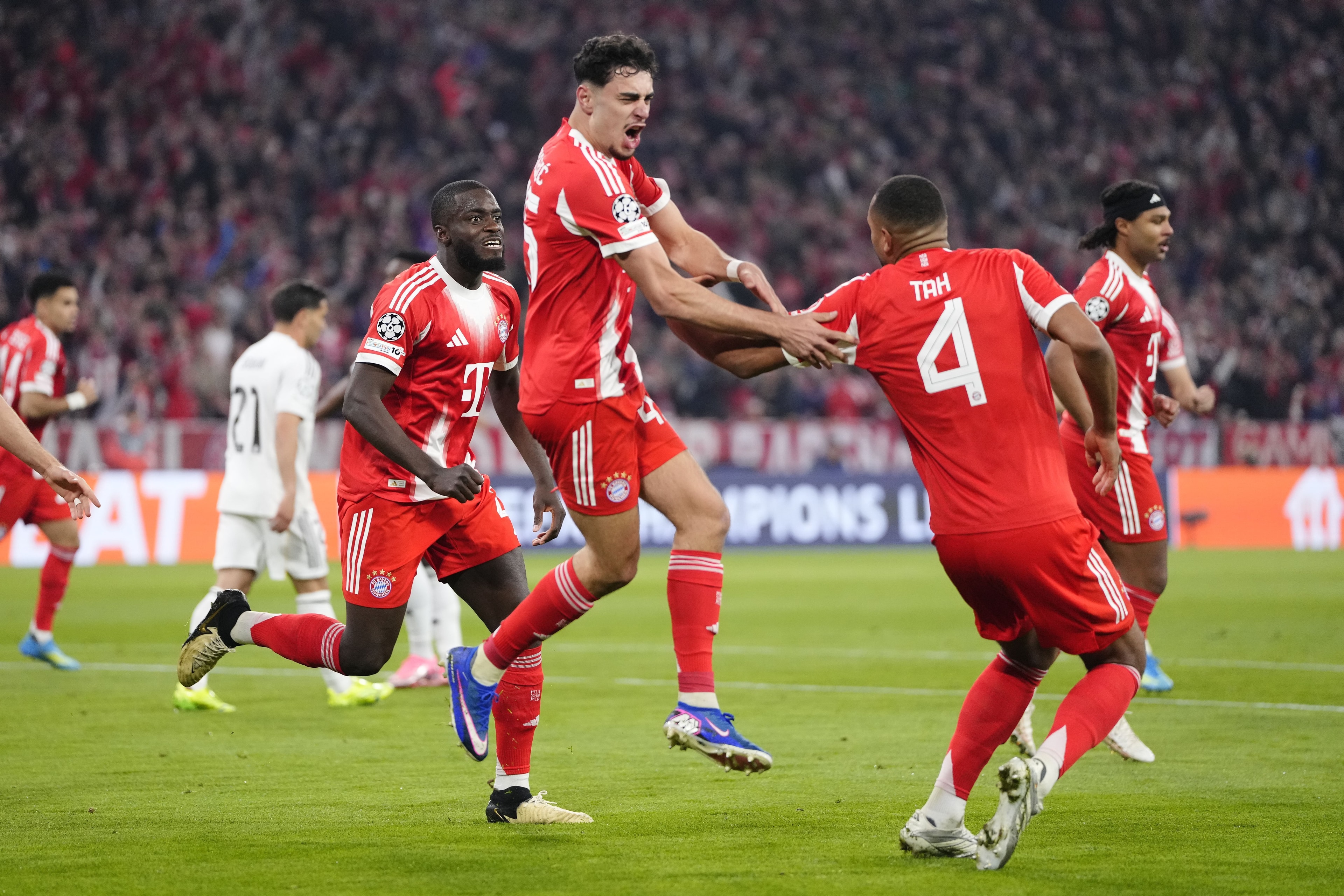 Técnico do Bayern reage à fala de Luis Enrique sobre superioridade do PSG