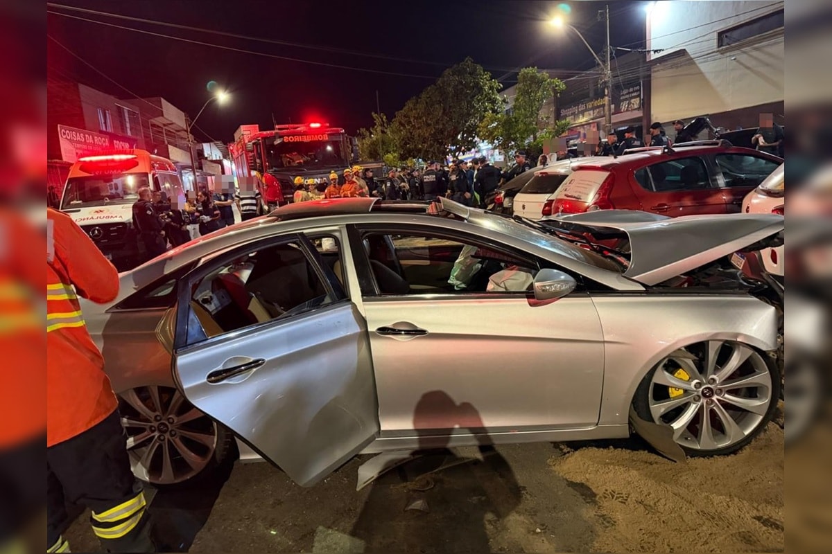 Entrevista em festa junina é interrompida por batida entre seis carros