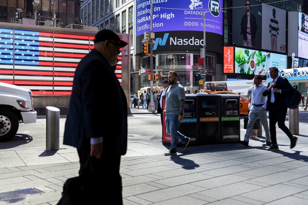 Dow Jones Futuro sobe e petróleo despenca após Trump anunciar negociações com o Irã