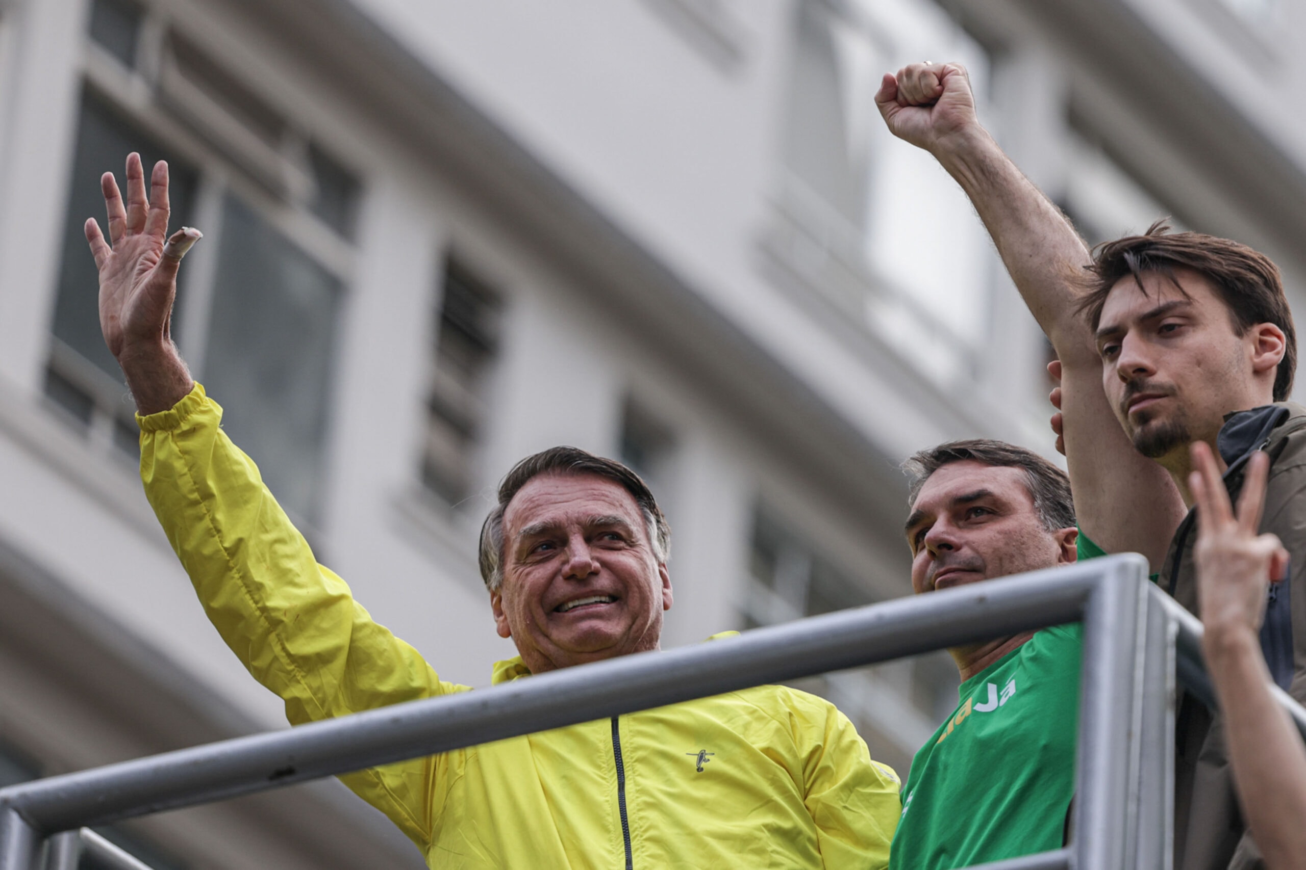 Centrão tem janela rara para "domar" o bolsonarismo