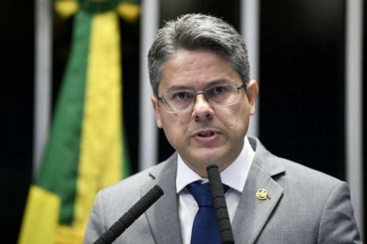 Alessandro Vieira pode ficar inelegível por usar CPI para atacar STF