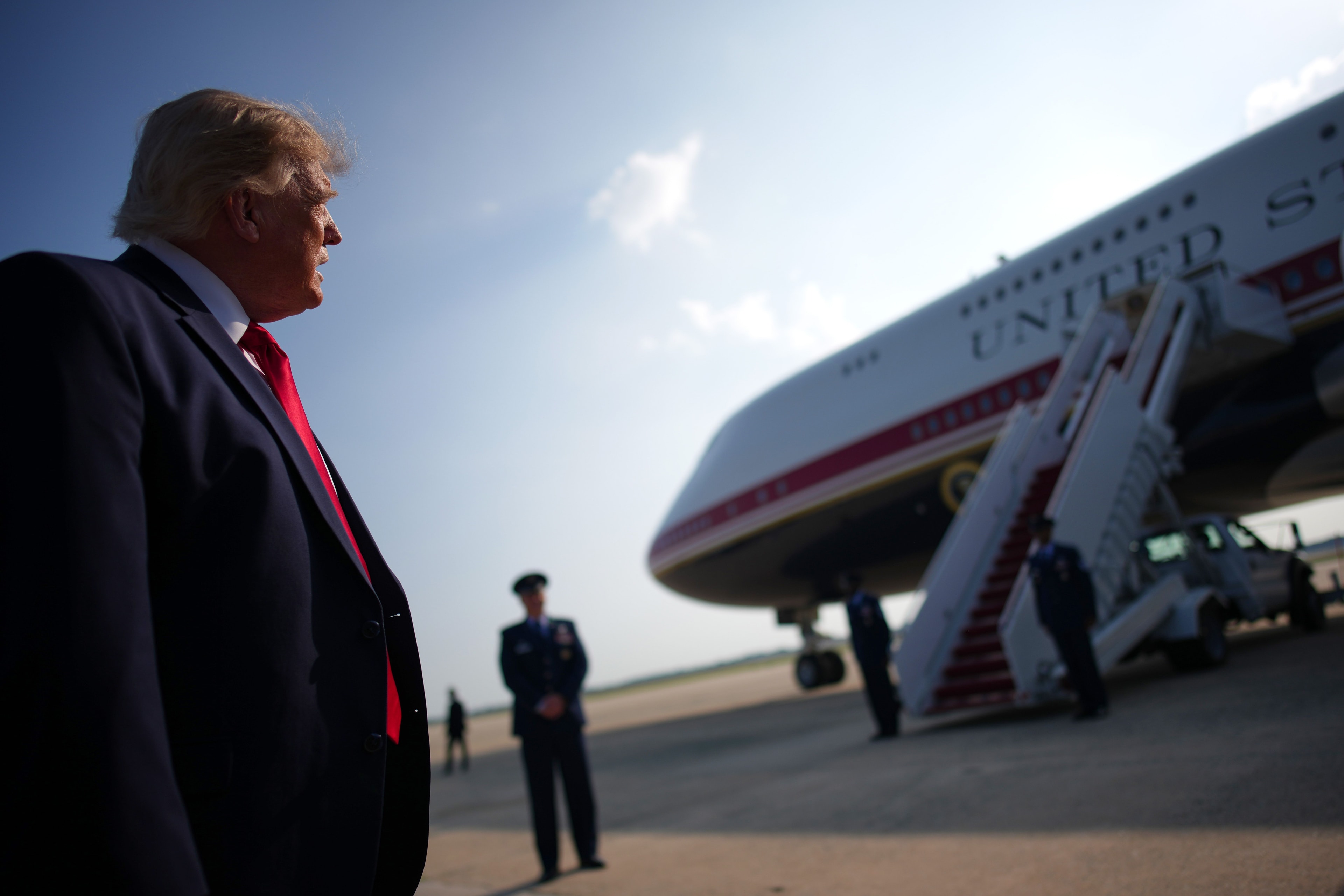 Análise: Fuga secreta de Trump expõe contradições da guerra contra o Irã