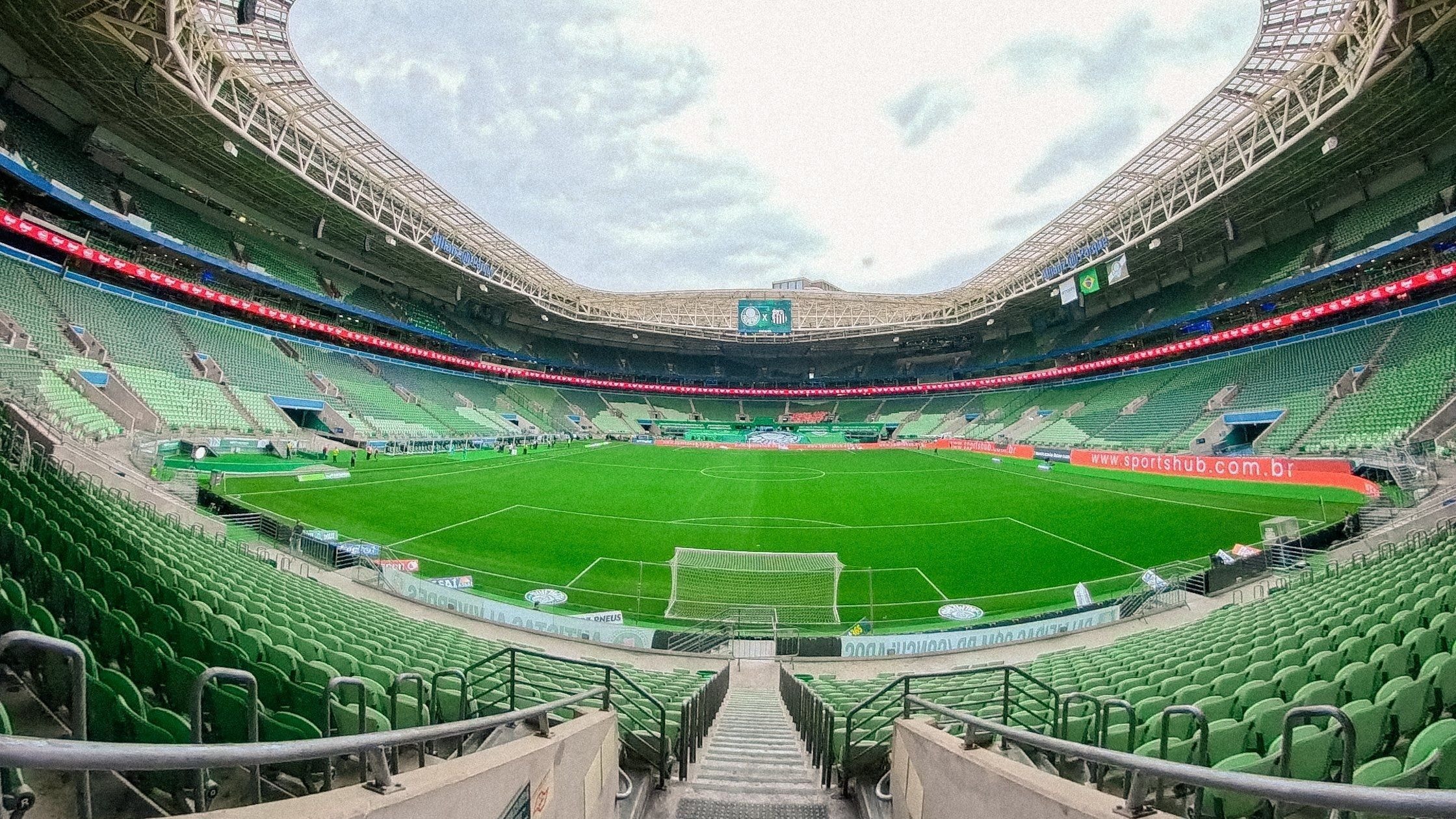 Vasco x Vitória: escalações e onde assistir às quartas da Copa do Brasil