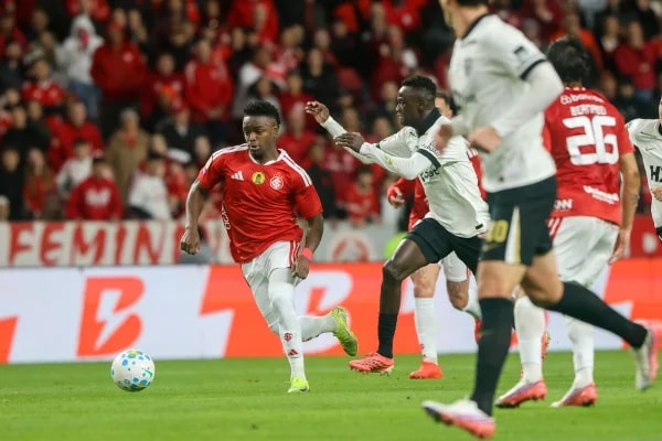 Internacional e Atlético-MG não saem do 0 x 0 pelo Brasileirão