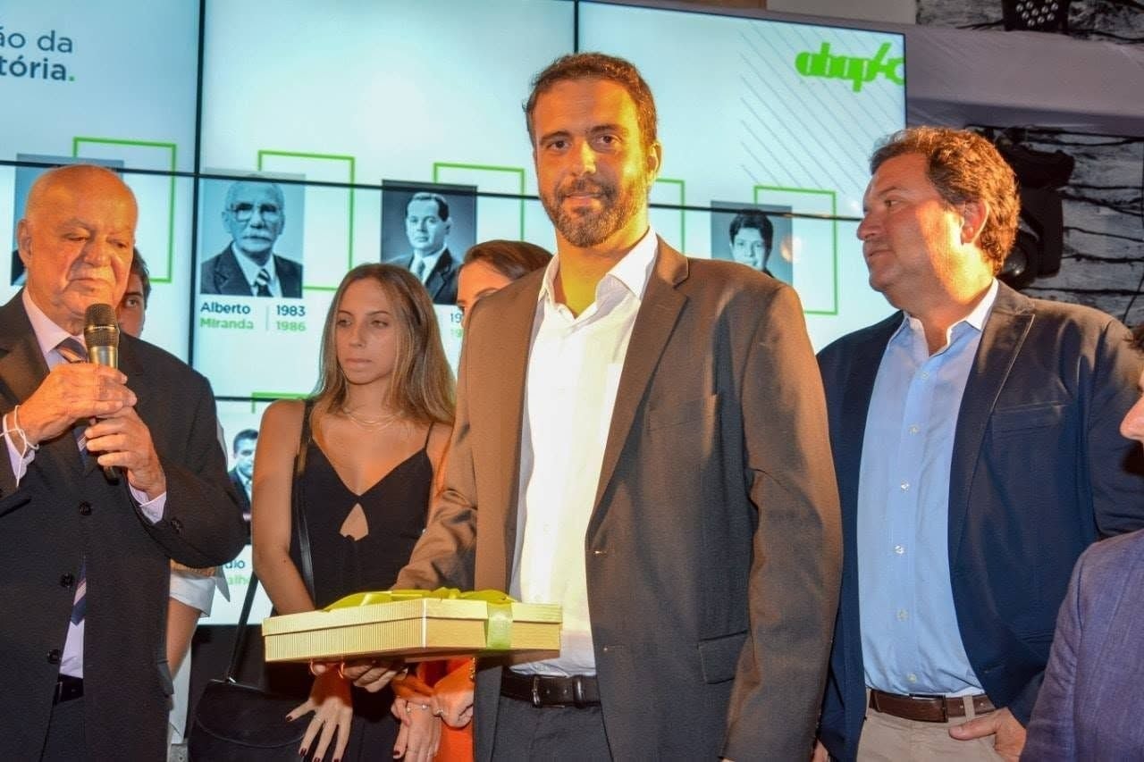 Tiago Cesar deixa o Planalto e será marqueteiro de Lula na campanha