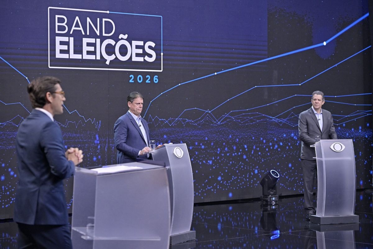 Tarcísio e Haddad trocam farpas sobre educação, segurança e Bolsonaro