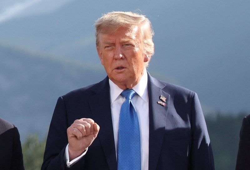 Trump ameaça atacar Omã se país interferir nos esforços dos EUA em Ormuz
