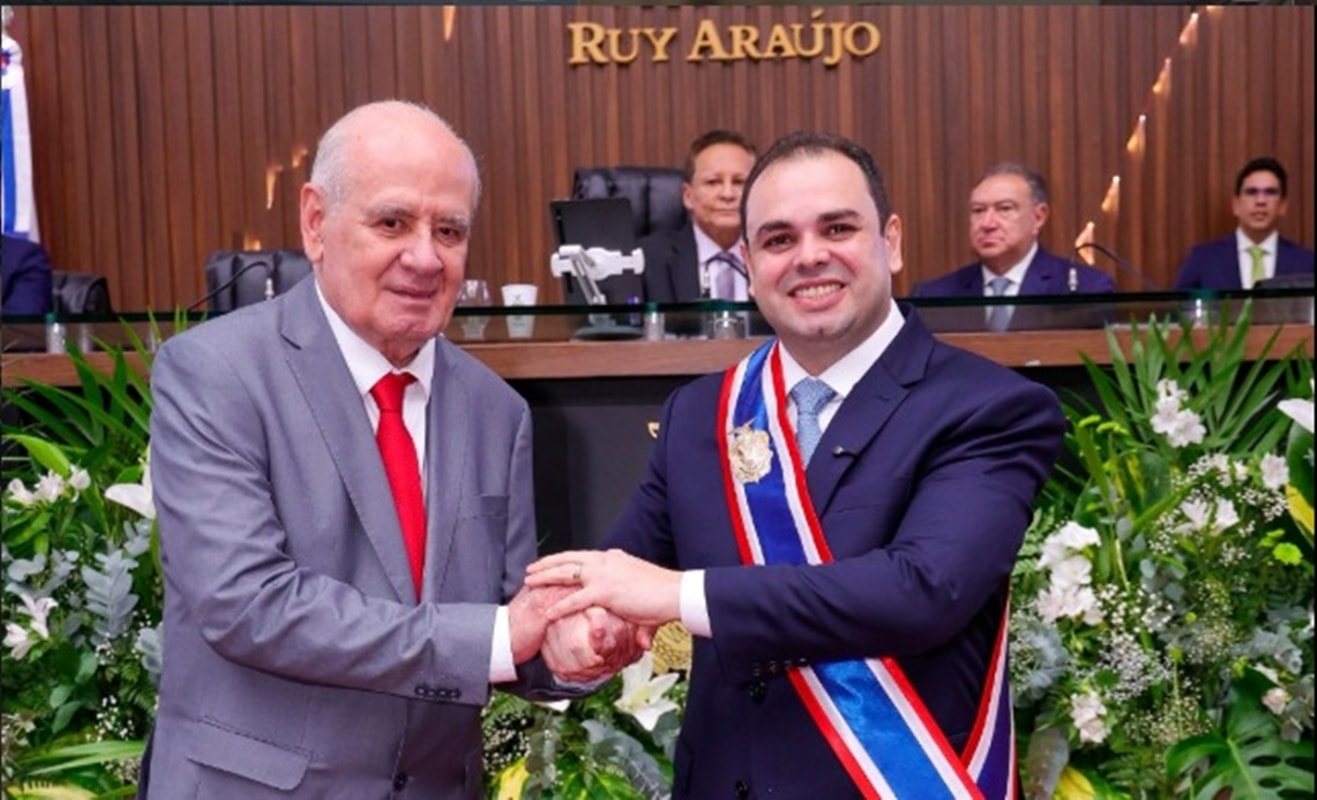 Atual governador, Cidade anuncia manter Corrêa na vice no Amazonas