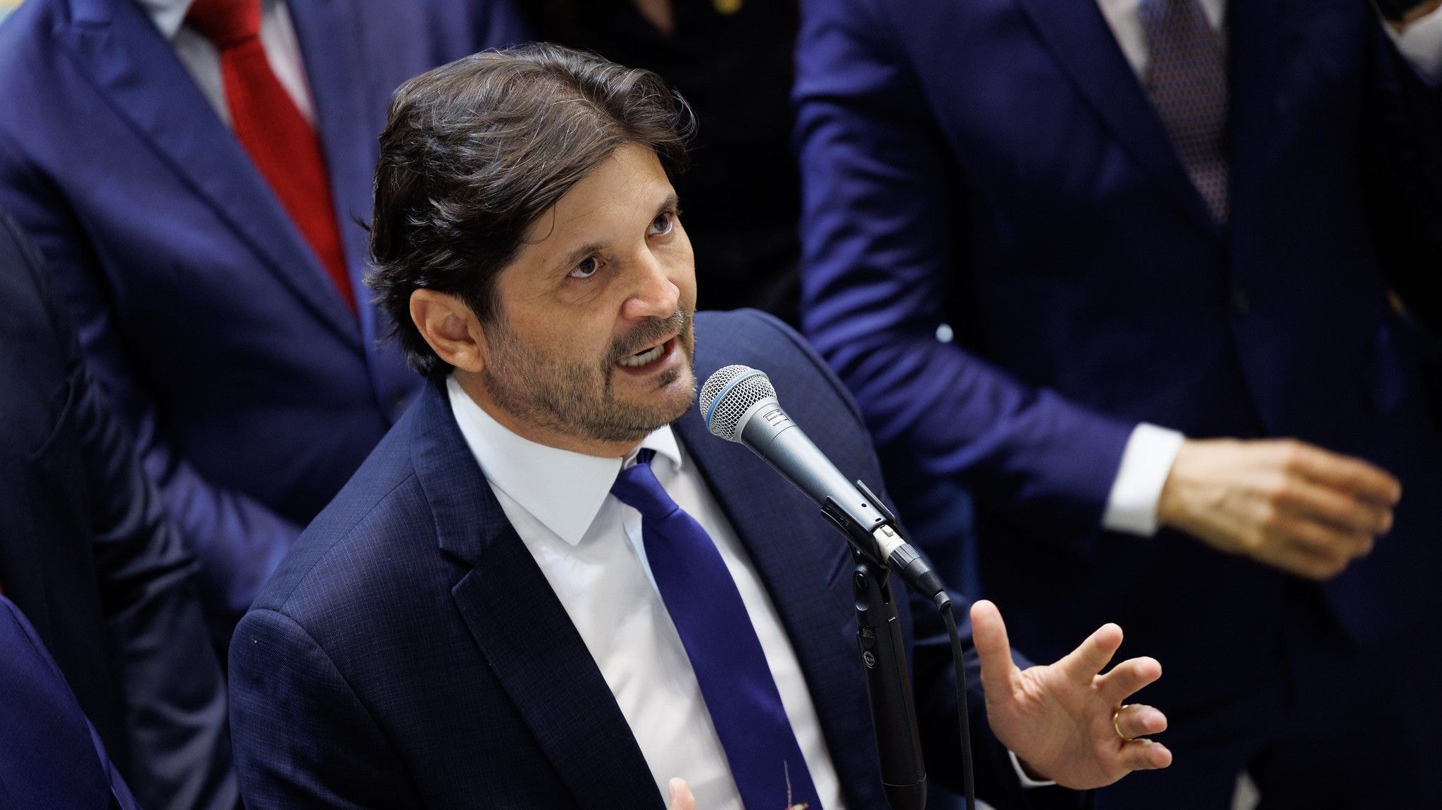 Quem é Evandro de Oliveira, candidato ao Senado pelo Amazonas