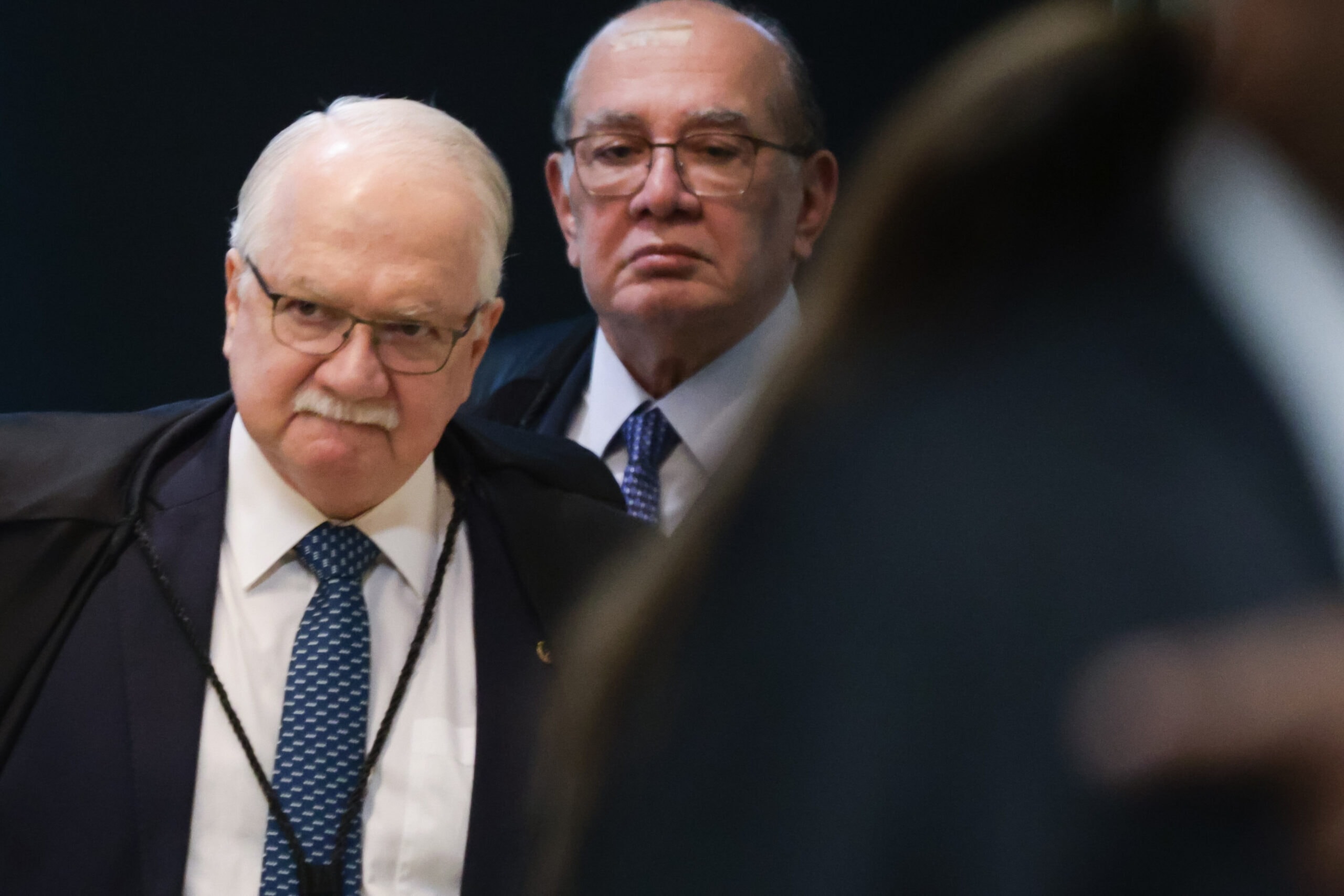 Gilmar cita pressa, eleições e competência do plenário ao pedir vista