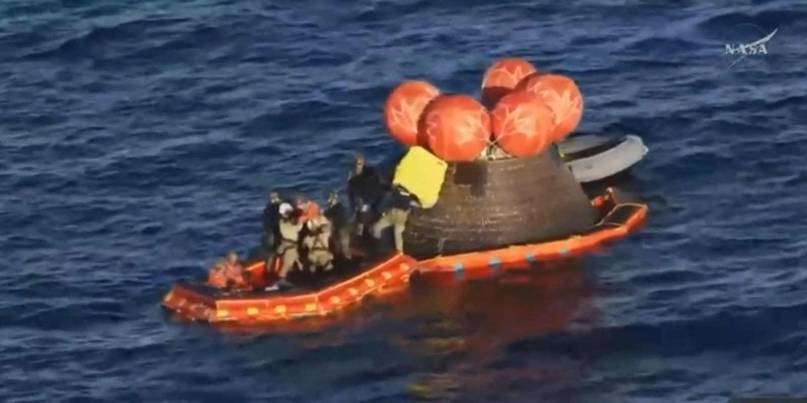 “Não poderia estar mais orgulhoso”, diz Trump à tripulação da Artemis II