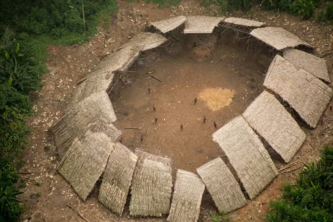 Lideranças indígenas Yanomami e Ye’kwana pedem ao governo brasileiro estratégia binacional contra garimpo e malária