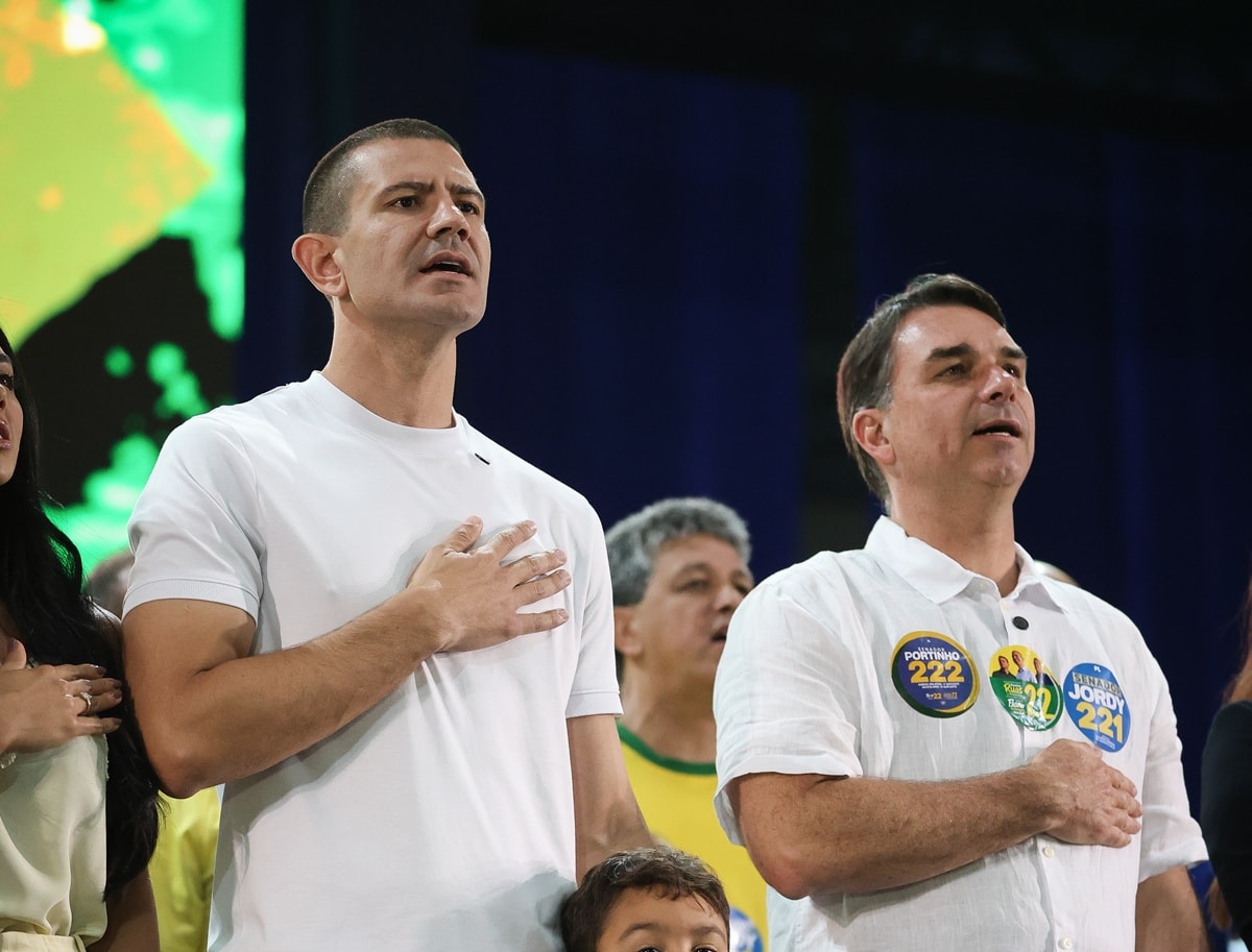 Encontro com Flávio busca atrair eleitores de outros candidatos, diz Ruas